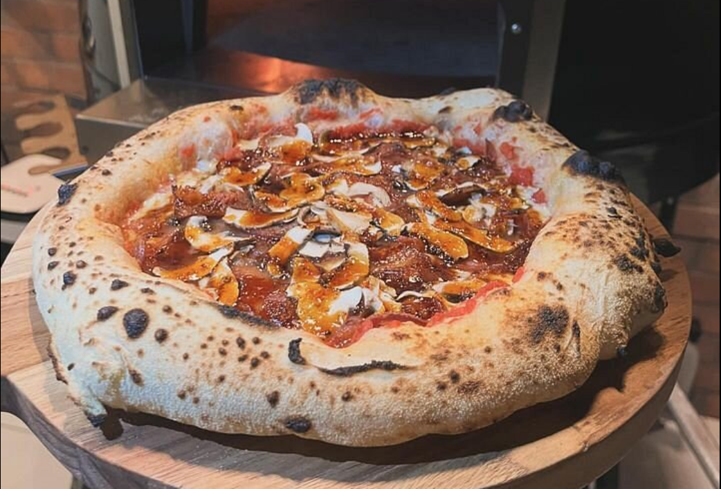 Pizza Clandestina