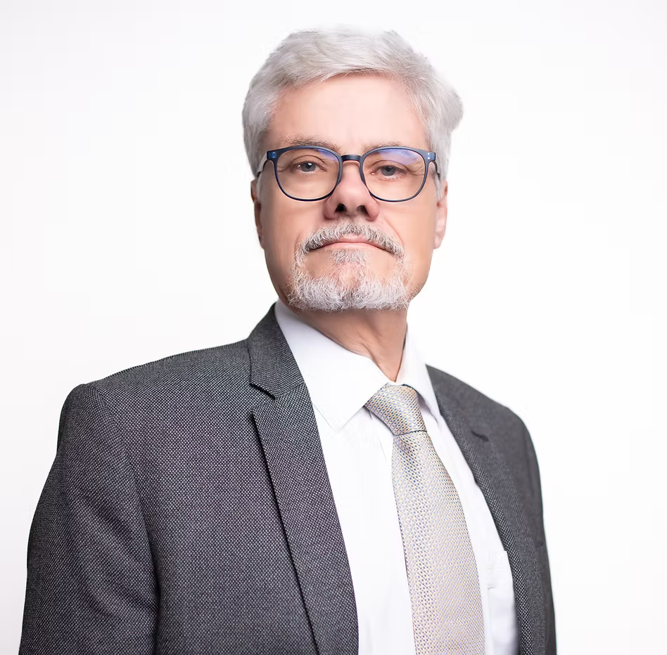 Dr. Julio Jurado Fernández