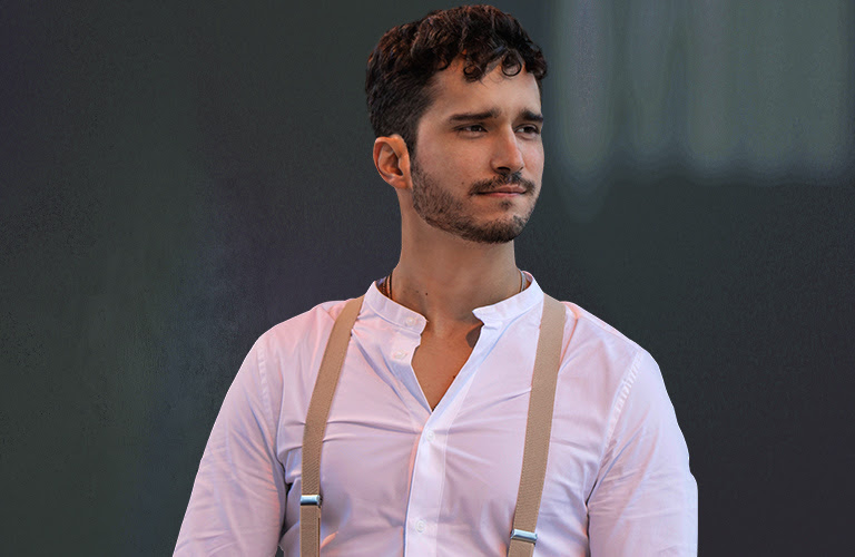 Cantautor mexicano Andrés Obregón