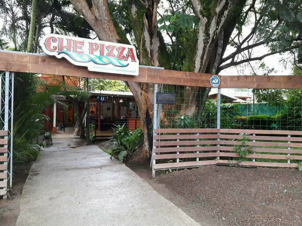Che Pizza