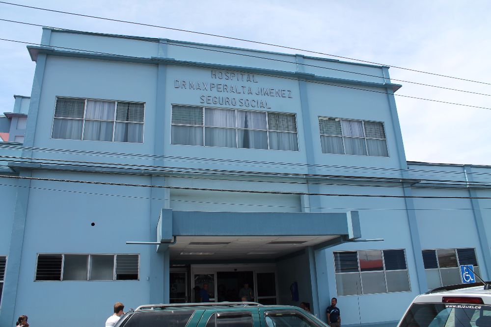 Hombre sufre graves quemaduras tras explosión de motor en Paraíso de Cartago