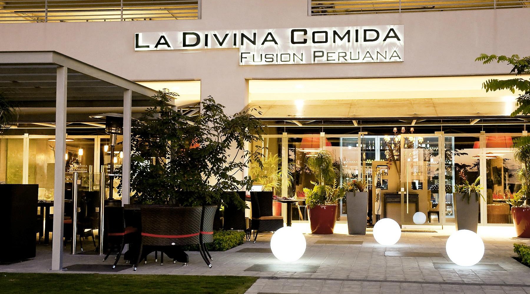 La Divina Comida