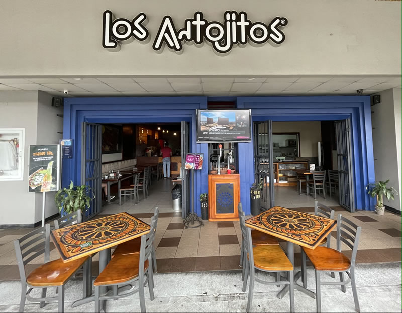 Los Antojitos