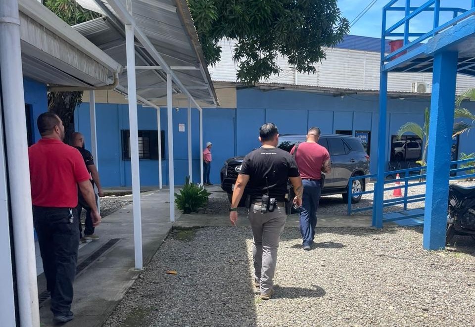 Secuestro documentos Gandoca-Manzanillo
