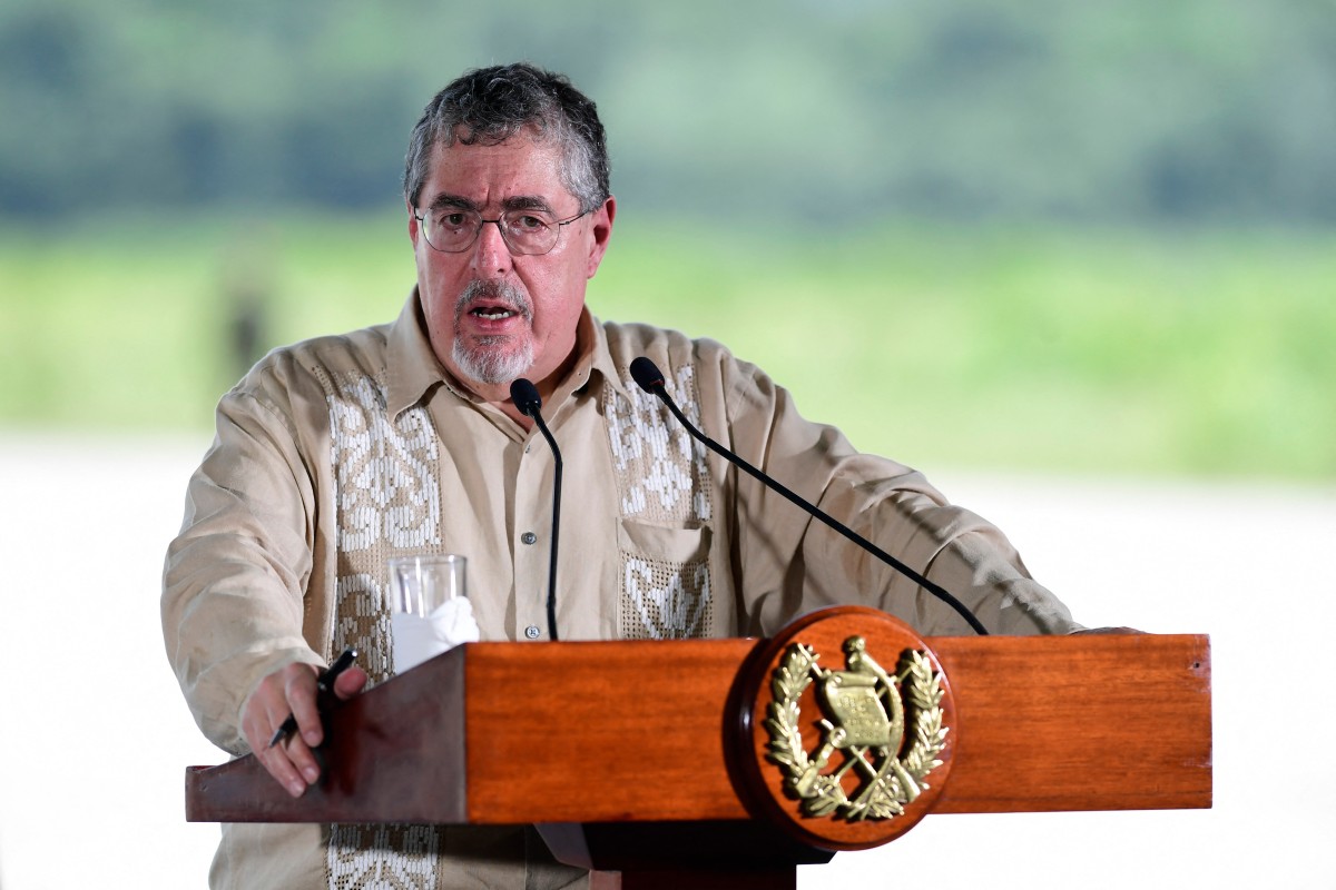 Guatemalan President Accuses Prosecutor of New Coup Attempt Amid Election Tensions