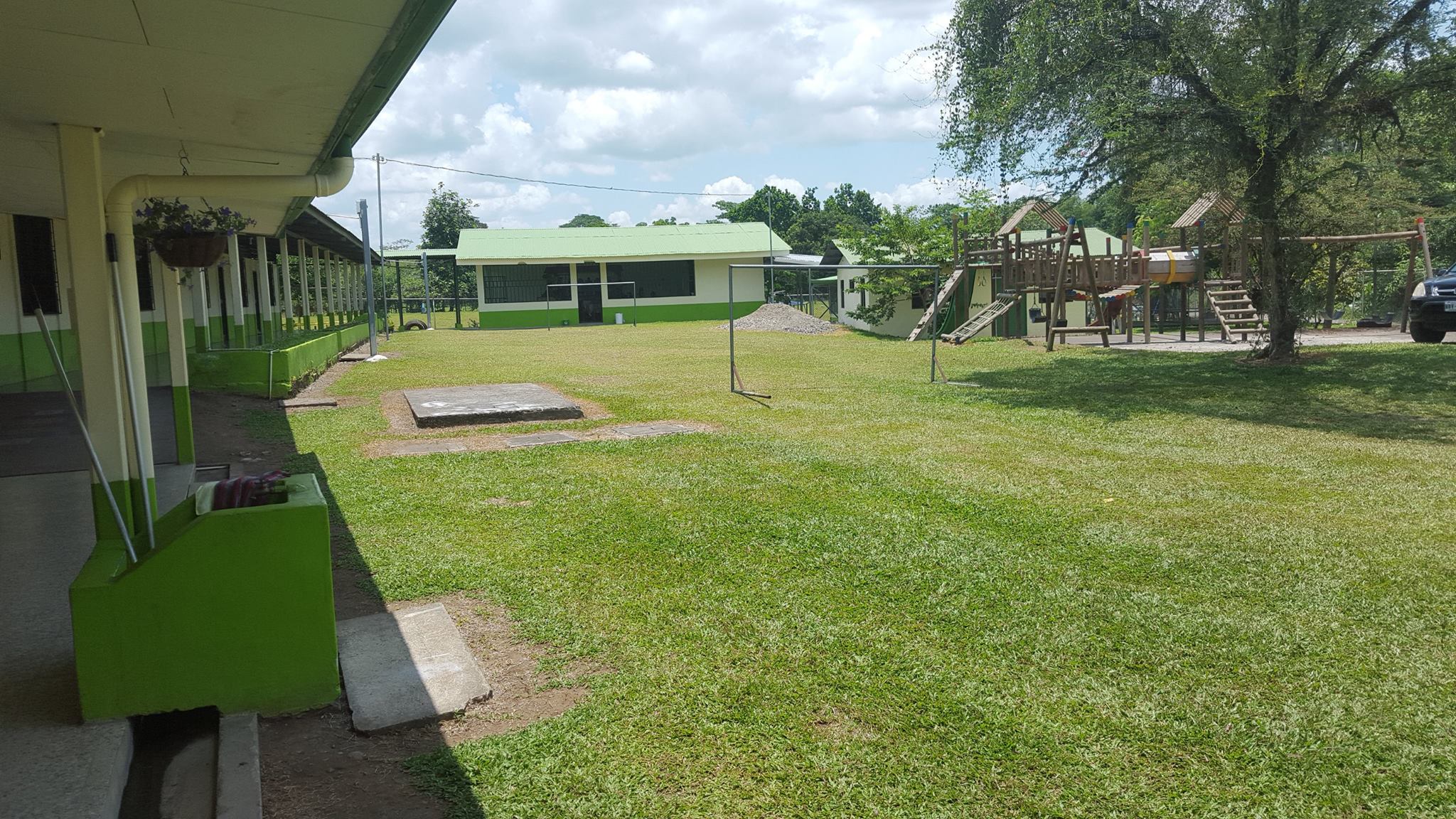 Escuela La Guaira en Guácimo de Limón