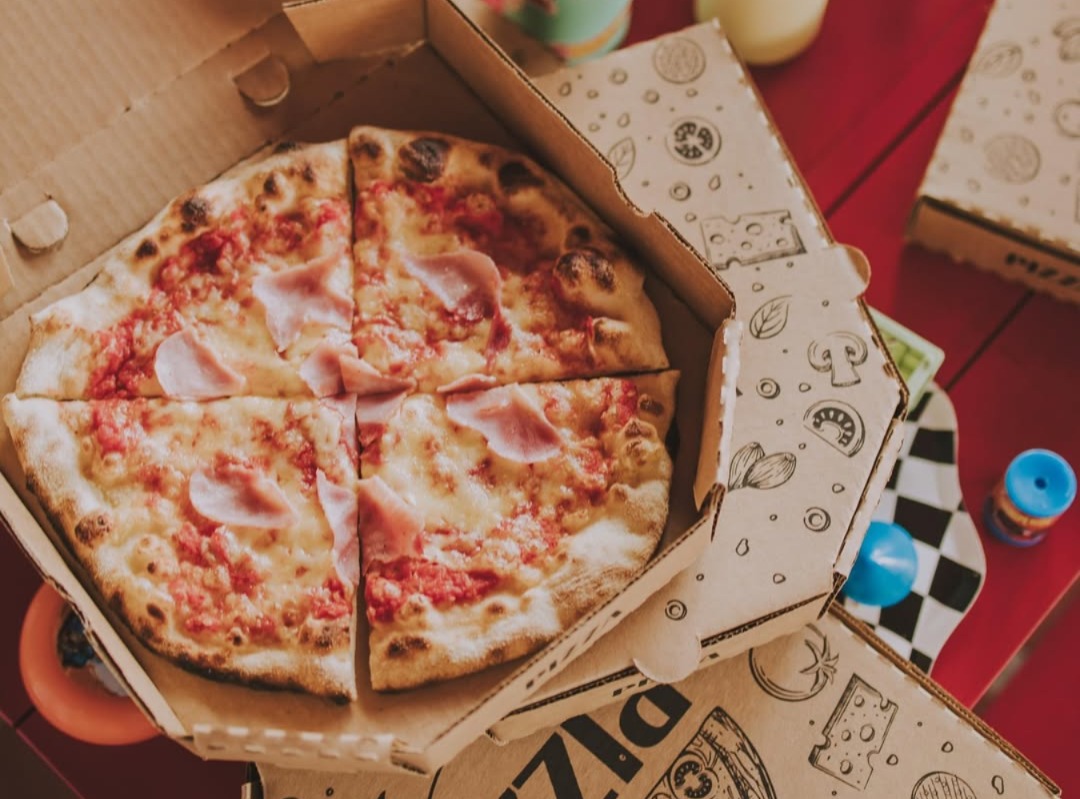 Pizza Clandestina