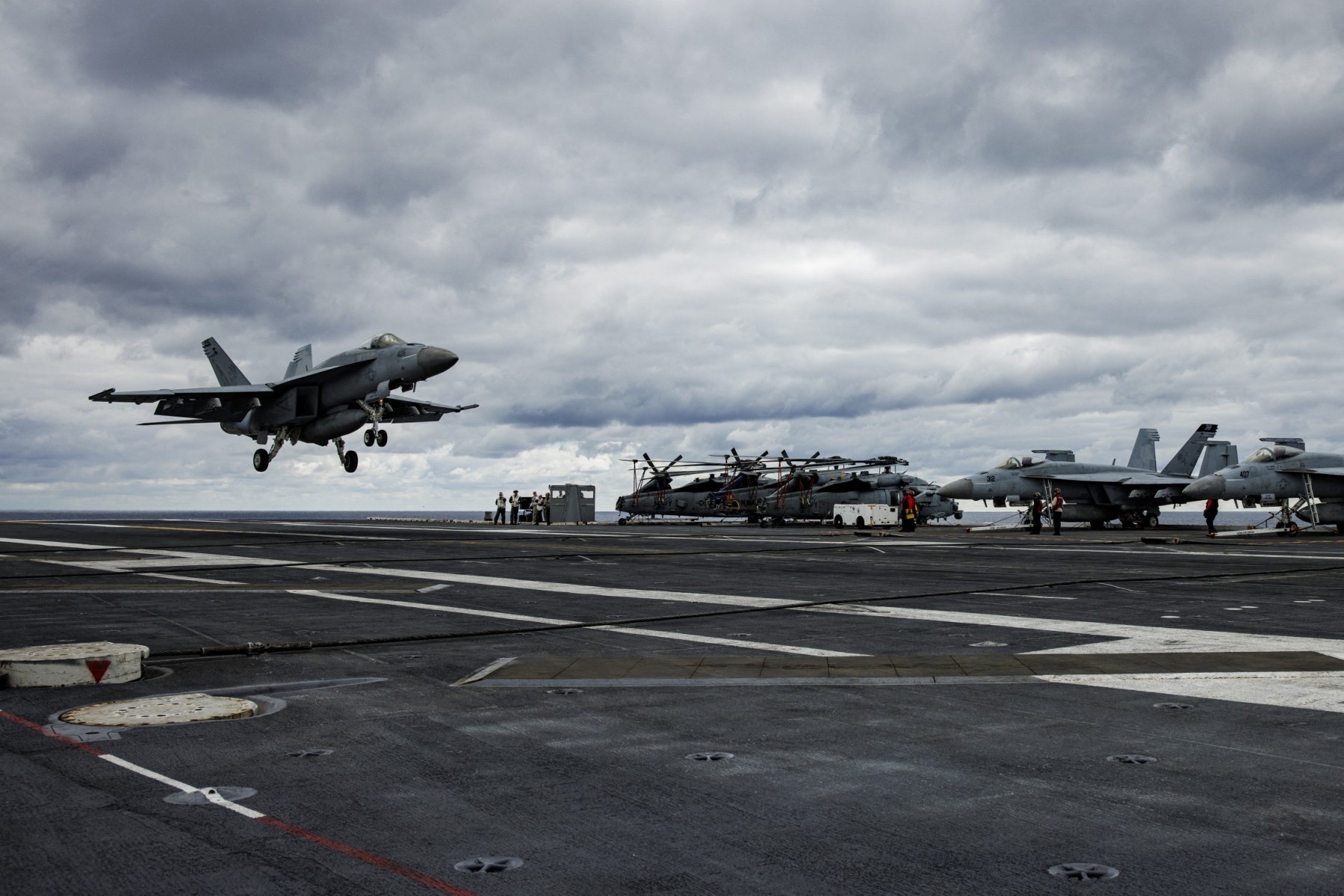 EE. UU. refuerza su lucha contra el narcotráfico en Latinoamérica con nuevo portaaviones