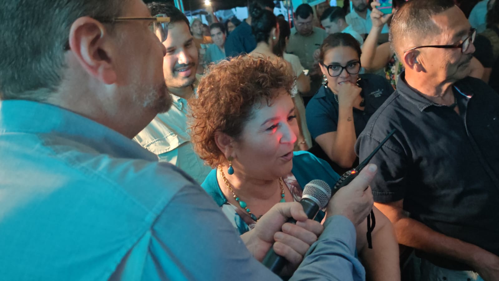 La alcaldesa de Guácimo compartiendo en actividades con Chaves