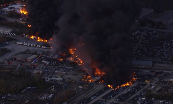 Cámara captó accidente de avión de carga en EE. UU que dejó tres muertos y 11 heridos