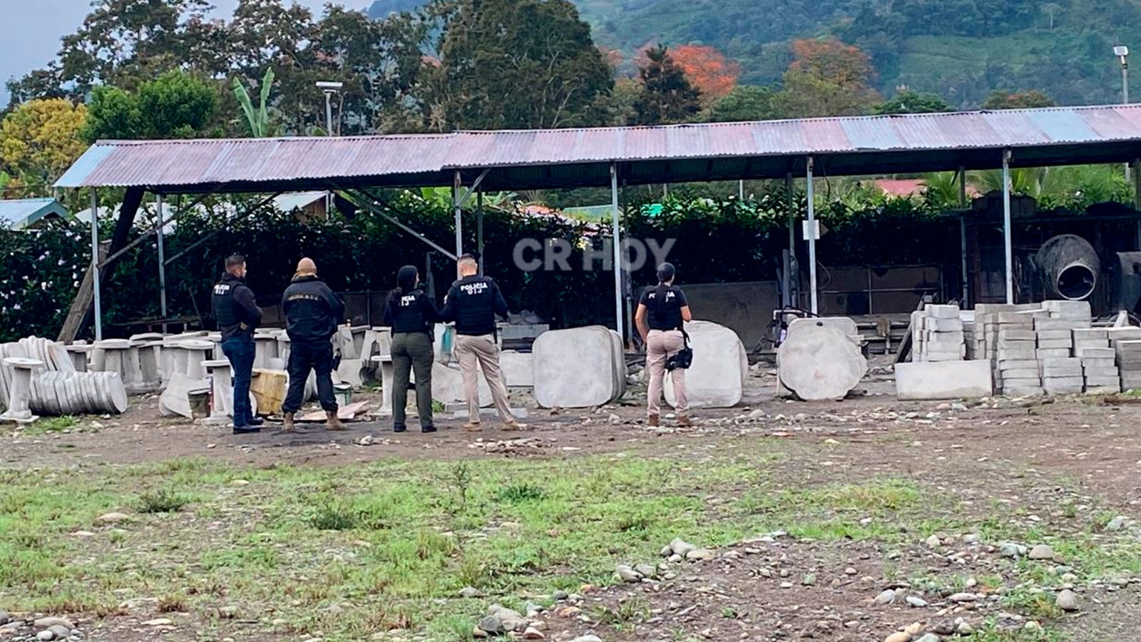 Allanamiento en finca de Pejibaye