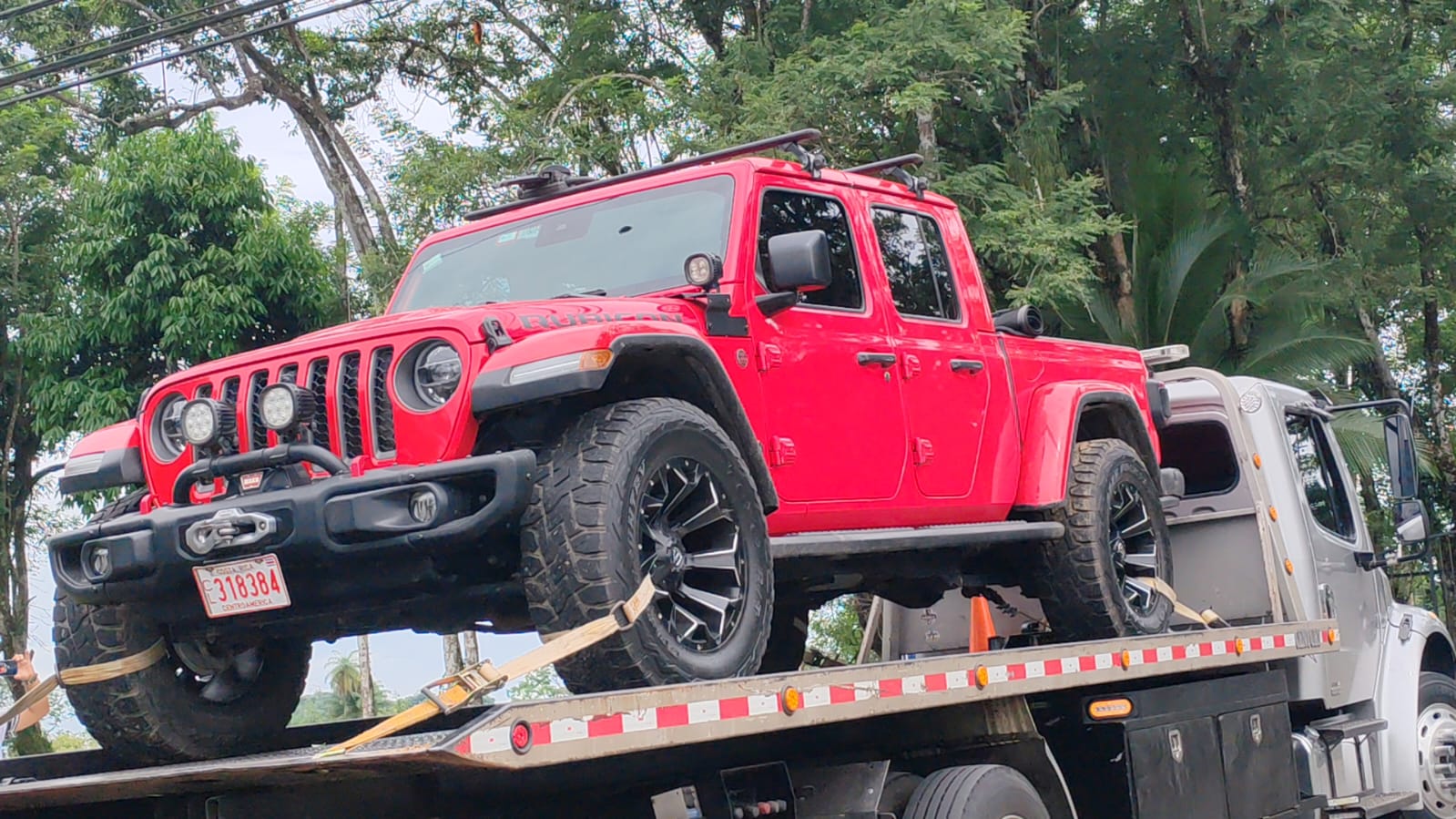 Carro decomisado a pastor de Aguas Zarcas
