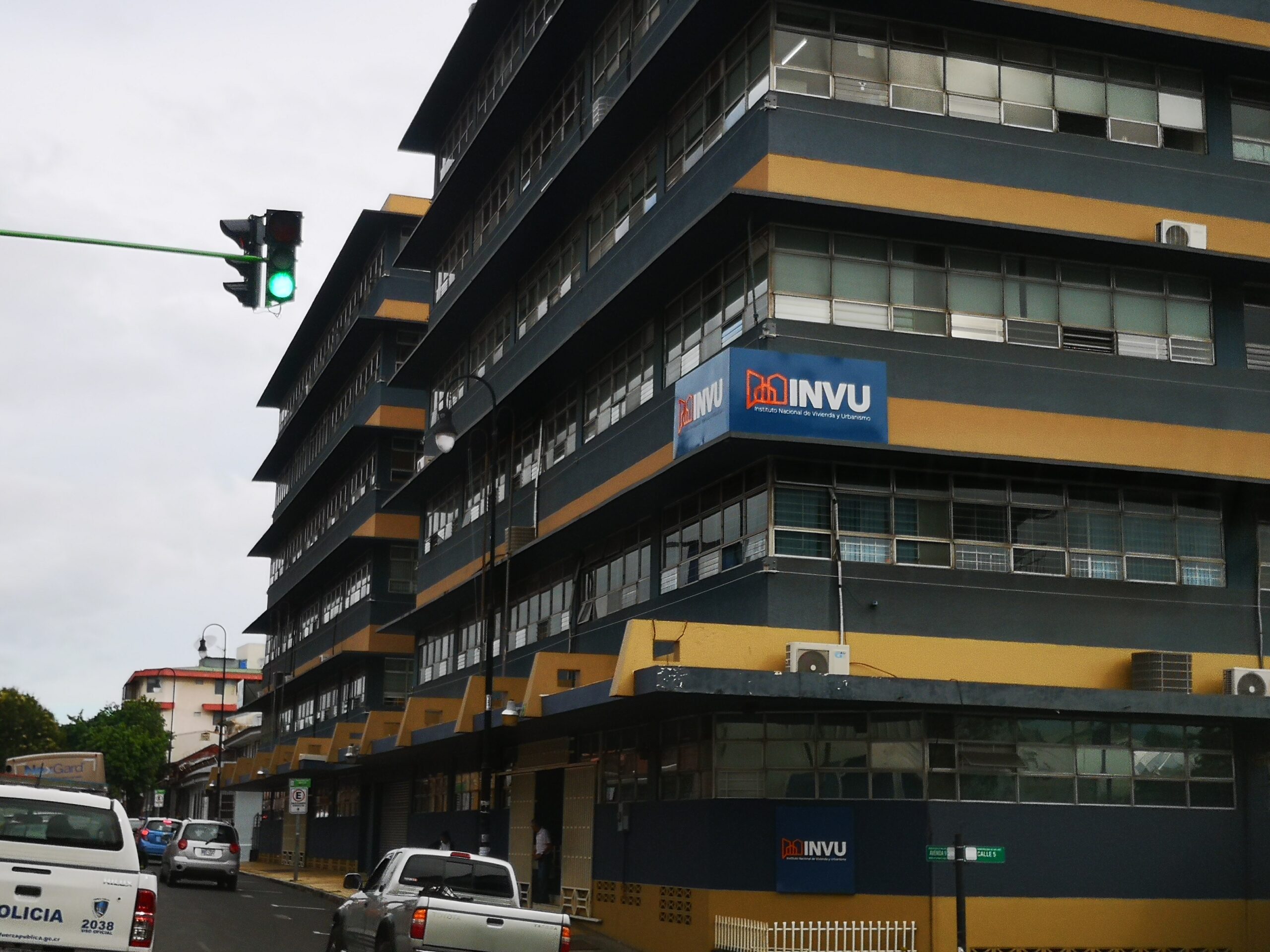 Edificio del INVU
