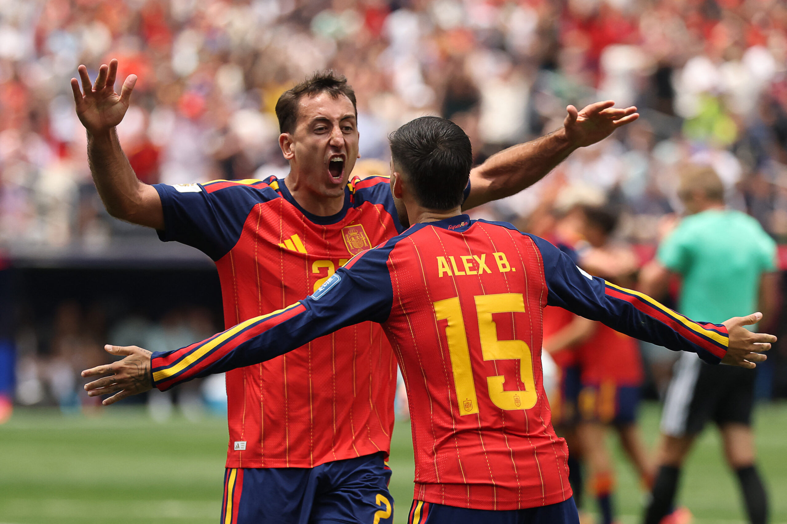 Mikel Oyarzabal marcó en el triunfo de España. (Photo by ETIENNE LAURENT / AFP)